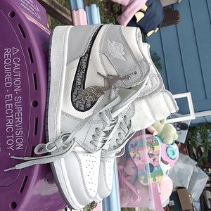 Jordan sneakers diors